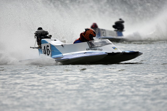 他在有限的 他在有限的