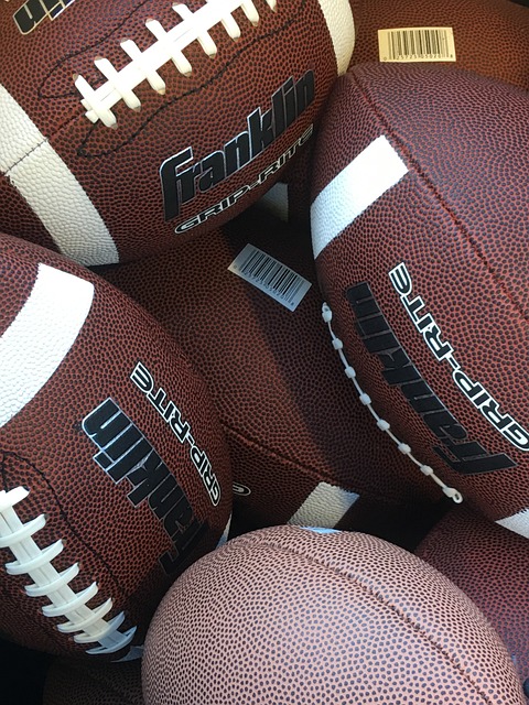 用闪电般的 用闪电般的